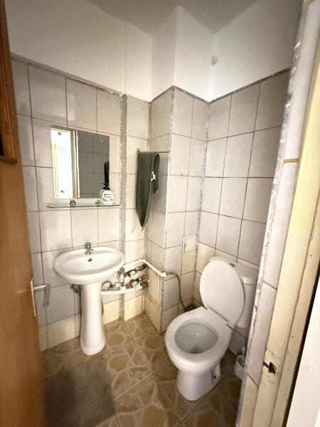 Drumul Taberei, Bd. Ghencea, bloc 1984, reabilitat